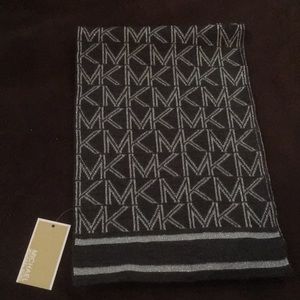 Michael Kors winter scarf